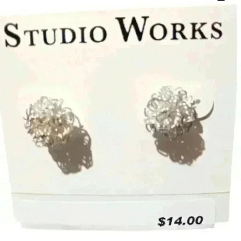 Studio Works knotty stud earrings. - Picture 2 of 2